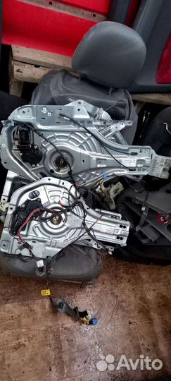 Эл. Стеклоподьемник хендай туксон 1