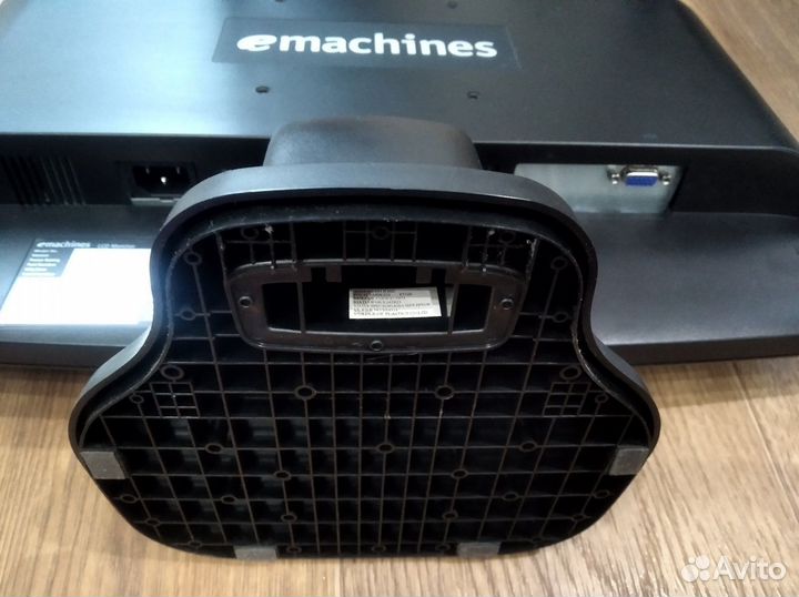 Монитор Emachines E200HV 20