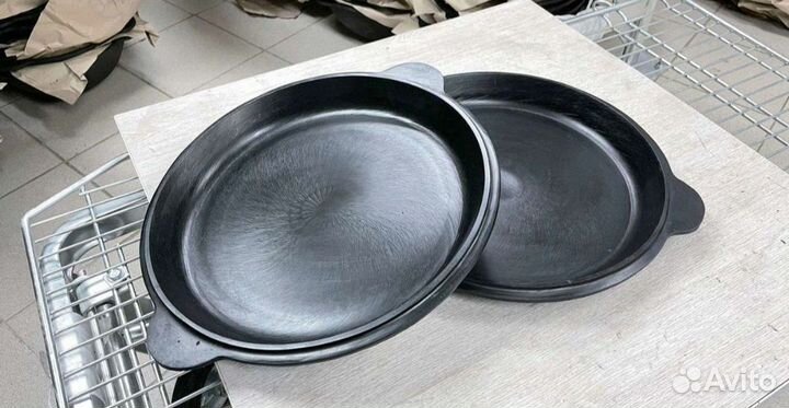 Чугунная сковорода 30 см