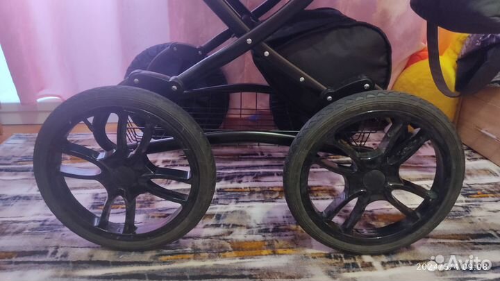 Продам коляску 2 в 1