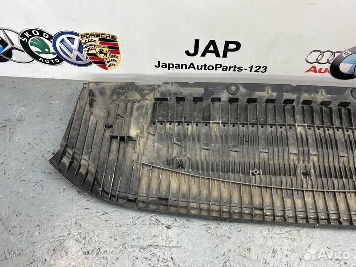 Защита/пыльник переднего бампера Audi A6/RS6/S6