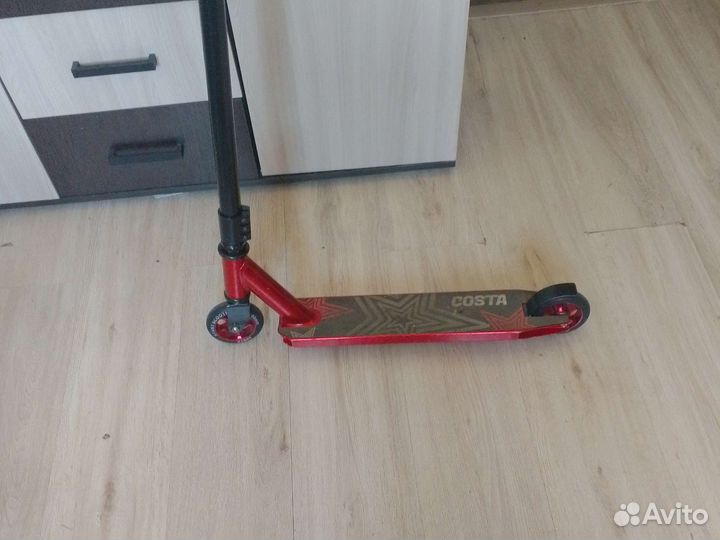 Трюковой самокат costa