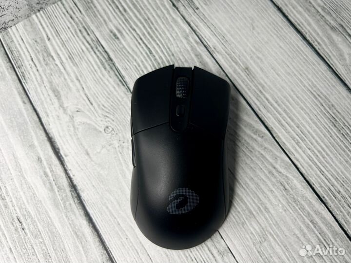 Игровая беспроводная мышь