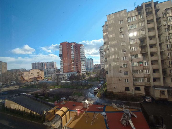 Квартира-студия, 30 м², 4/17 эт.