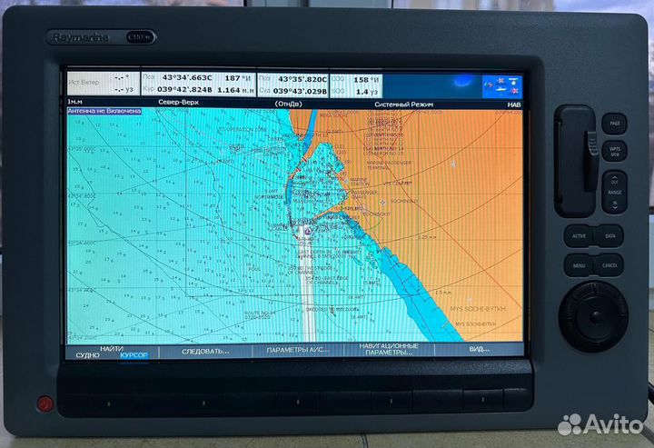 Raymarine C140W / Навигационный мультидисплей