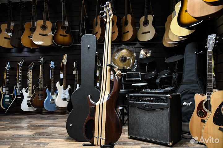 6 струнная Бас гитара Cort (Комплект)