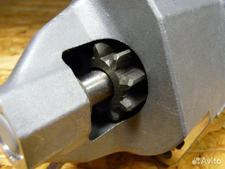 Стартер для снегохода Ski-Doo 550 02-07 515175795