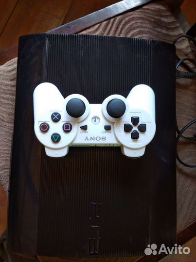 Sony PS3 super slim 500gb(72 игры + диска)