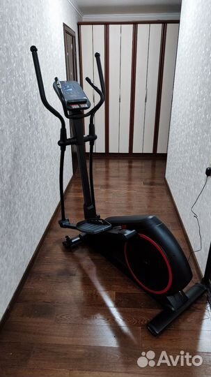 Эллиптический тренажер