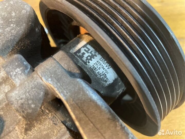 Насос гидроусилителя руля передний Bmw 5 E60