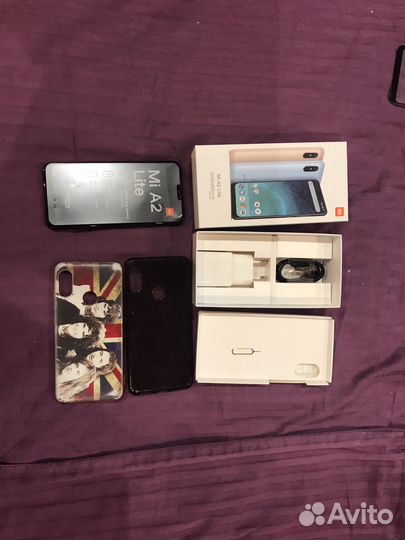 Xiaomi Mi A2 Lite Android One, 4/32 ГБ