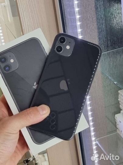 iPhone 11, 64 ГБ