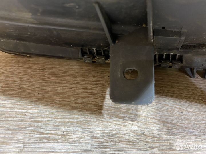 Фара передняя левая Volvo S80 1 142510