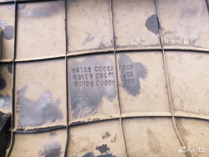 Накладка декоративная Infiniti Fx35 S50 3.5 2004