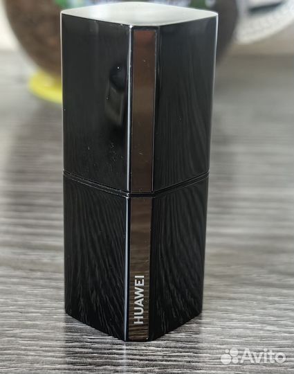 Huawei Freebuds 4 Lipstick