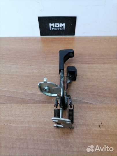 Ручка лючка Мицубиси Лансер 9 CS Lancer 9 \ 6 ск