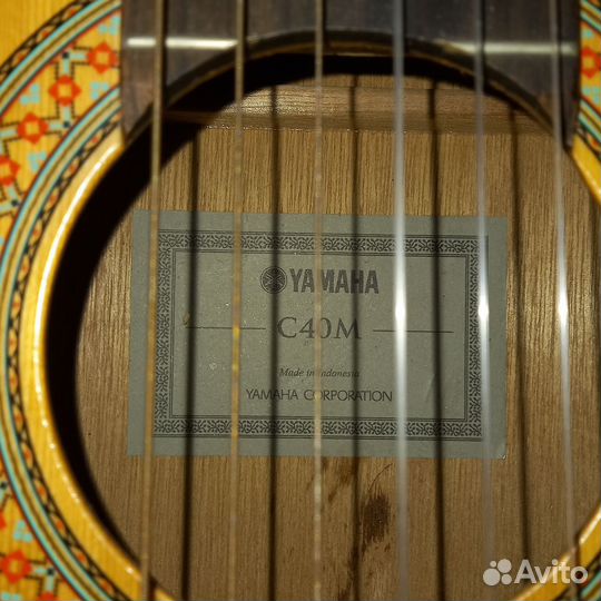 Гитара yamaha c40m
