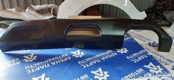 Накладка заднего бампера Киа Рио X