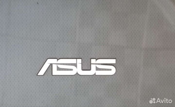 Ноутбук asus