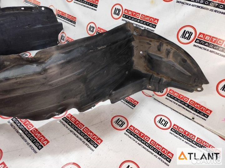 Подкрылок передний левый toyota ipsum