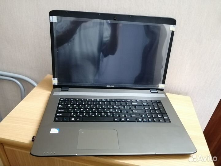 Ноутбук 17.3, ssd 240gb, ram 8gb