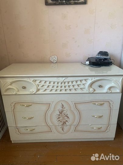 Спальный гарнитур бу