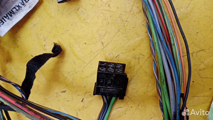 Проводка (коса) W221 S-klass