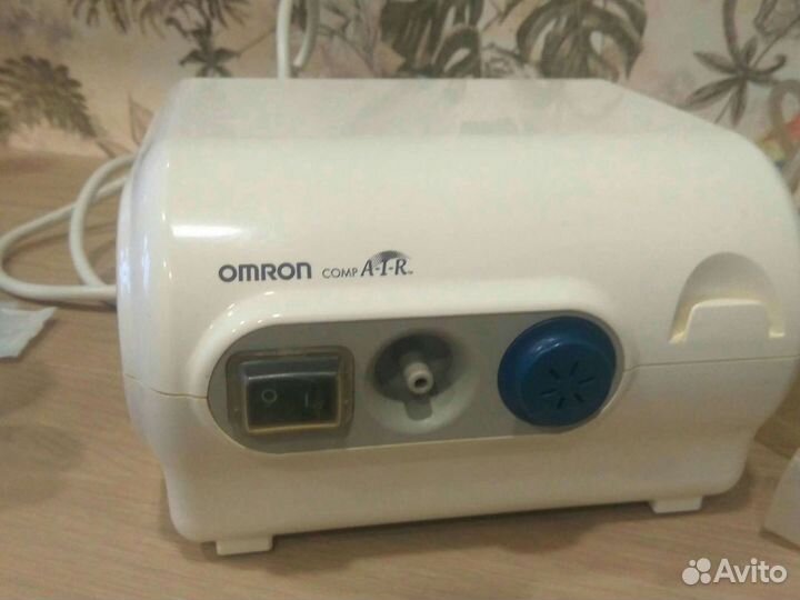 Ингалятор небулайзер omron