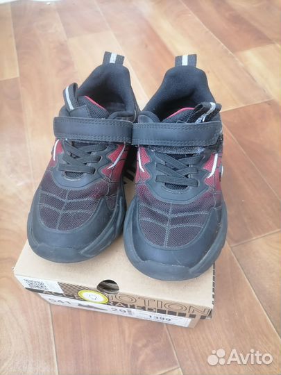 Кроссовки 29р