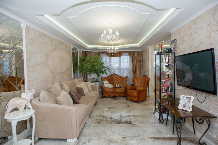 3-к. квартира, 109 м², 6/14 эт.