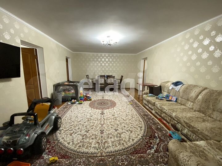 4-к. квартира, 98,5 м², 2/5 эт.