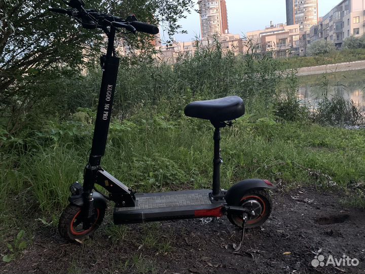 Самокат взрослый электрический