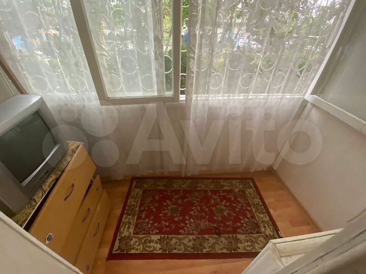 Комната 18 м² в 2-к., 1/9 эт.