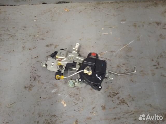 Активатор замка багажника Hyundai Grand Starex (20