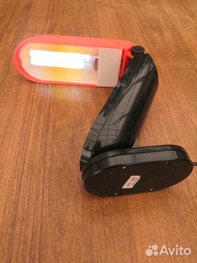 Лампа настольная