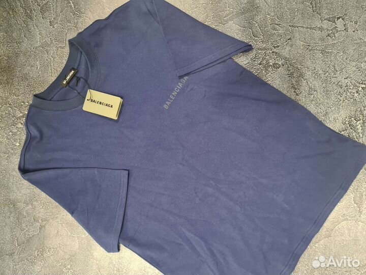 Футболка Balenciaga