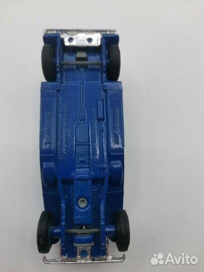 Модель автомобиля yesteryear Y-4