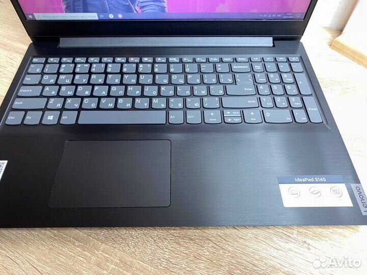 Отличный ноутбук Lenovo A6-9225/FullHD/SSD250