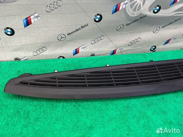 Решетка вентиляционная задняя Bmw 5 G30 B47D20A