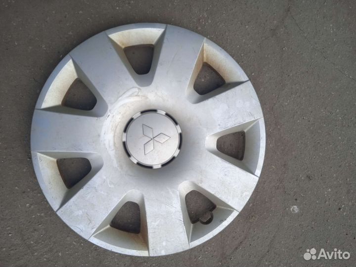 Колпак на мицубиси