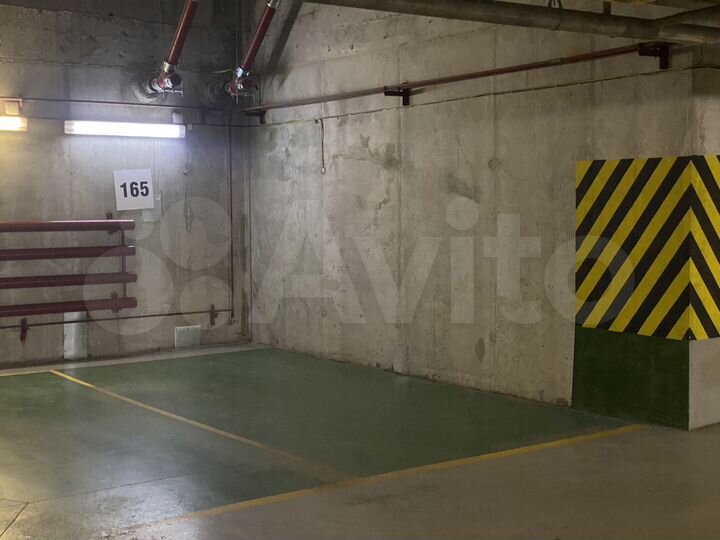 Машиноместо, 12 м²