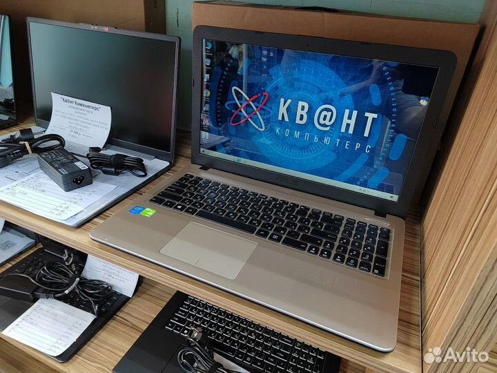 Красивый быстрый ноутбук Asus c видеокартой