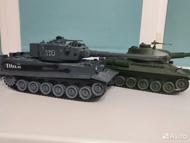 Модель танка: Т 34 и Тигр
