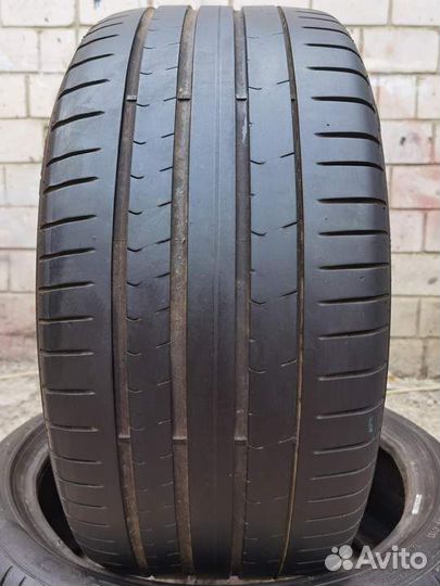 Pirelli P Zero 255/35 R19 96Y