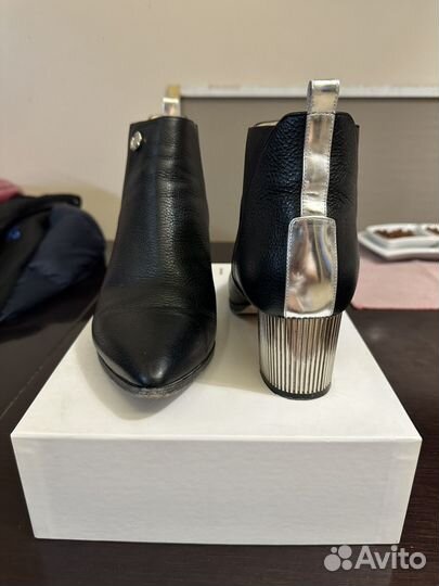 Ботильоны Trussardi