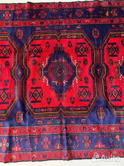 Ворсовой ковёр ручной работы