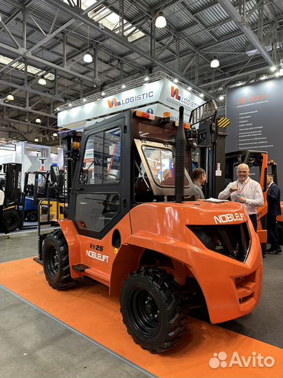 Внедорожный вилочный погрузчик noblelift 3.5 тонн