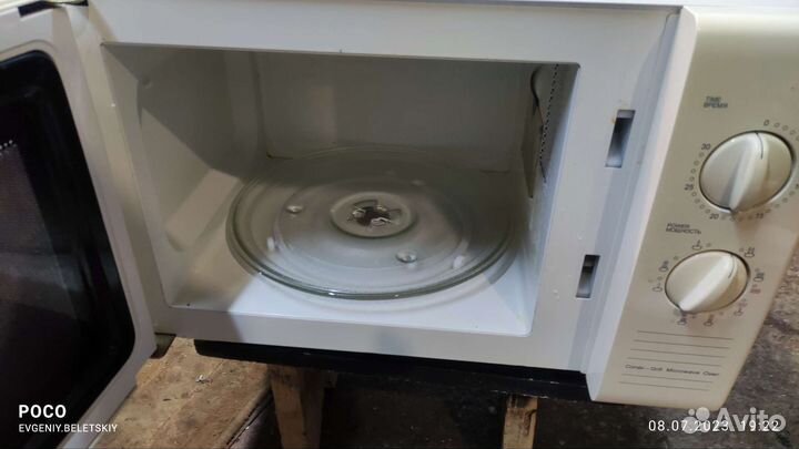 Микроволновая печь Elenberg