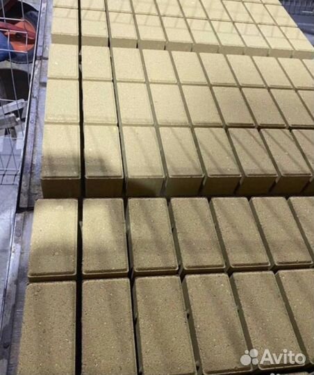 Трoтуаpнaя плитка / бpусчатка / боpдюр