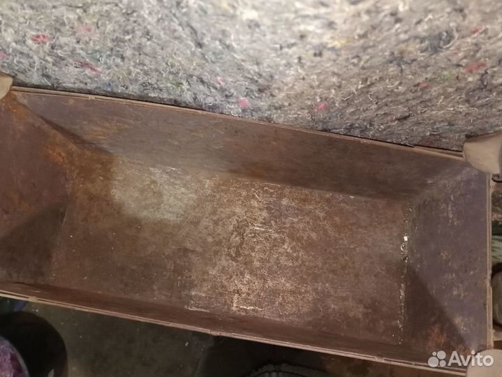 Железные ящики